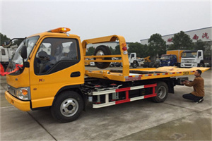 林州哪里有拖车服务