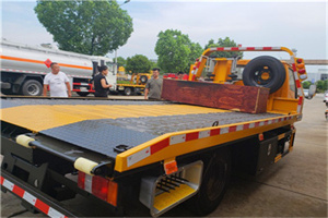 林州附近拖车电话号码服务